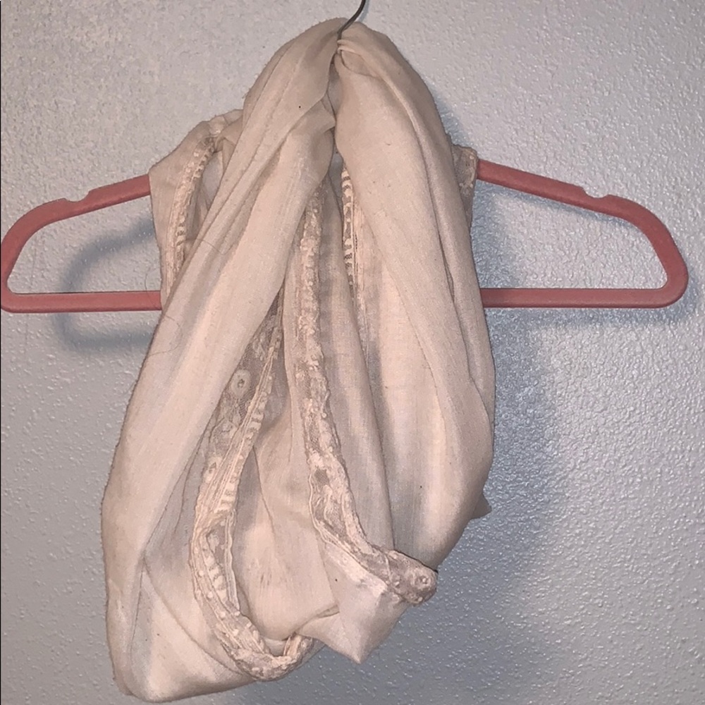 Hollister Scarf
